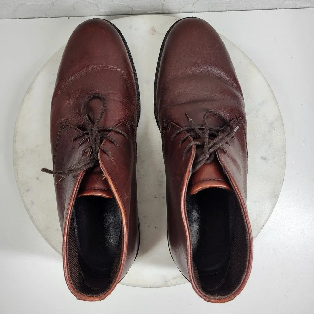 ECCO Harold Plain Toe Chukka Boot 44 Mens Burgundy Lace Up Desert Professional